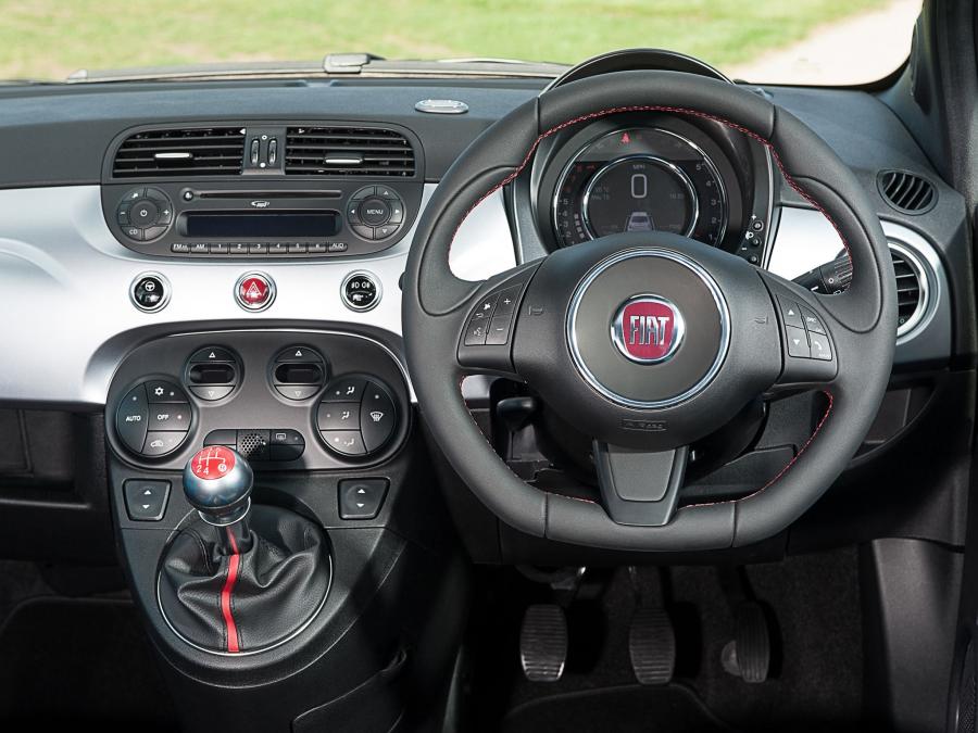  Fiat 500S 2013 года  (UK) (фото 8 из 19)